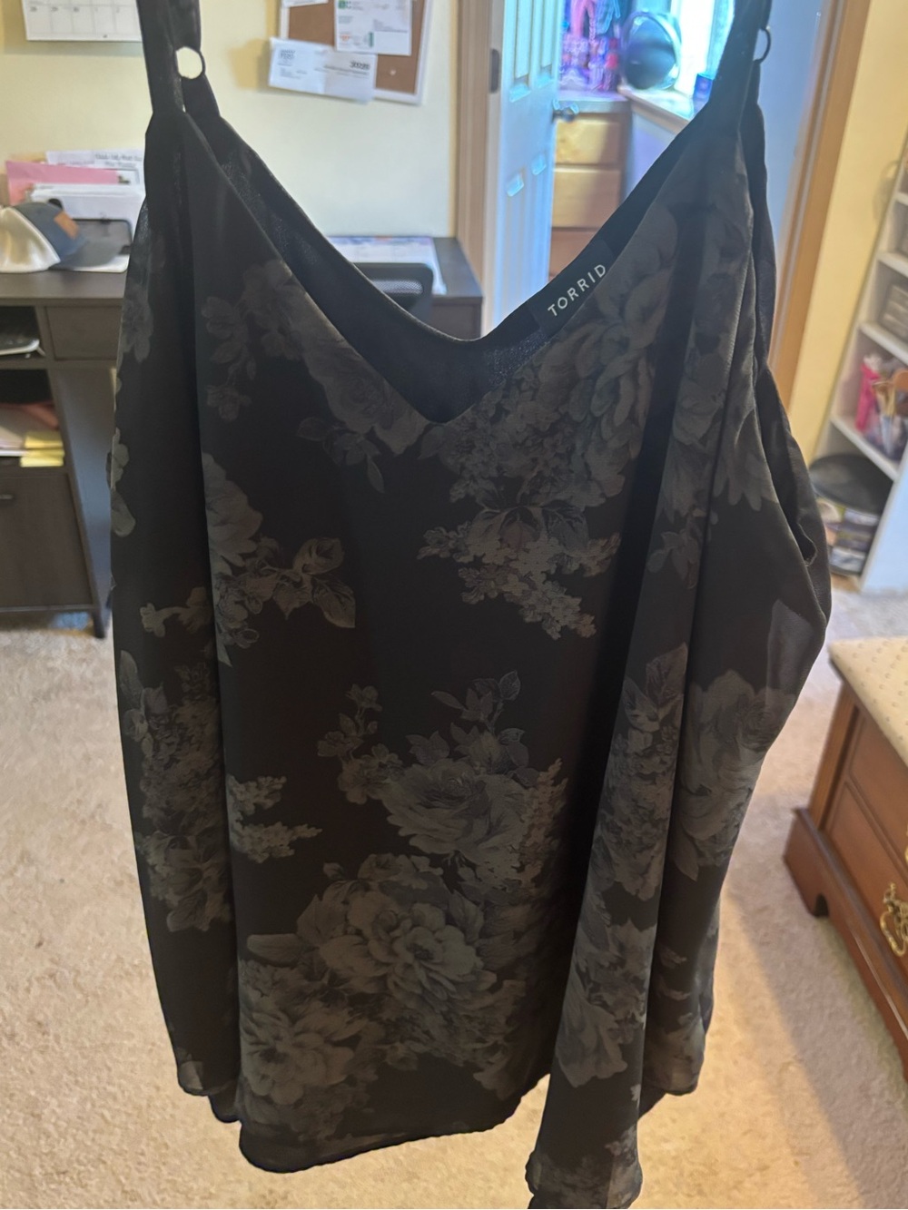torrid Black Floral Cold-Shoulder Camisole